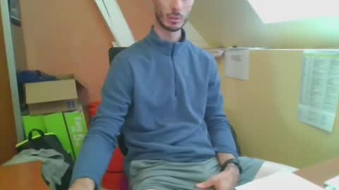 Snapshot of grandbi chatting on February 2025 01:01:01 PM grandbi online show from February 2025 01:01:01 PM