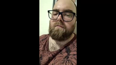 Snapshot of grandoesmokio chatting on April 2026 11:43:02 PM grandoesmokio online show from April 2026 11:43:02 PM