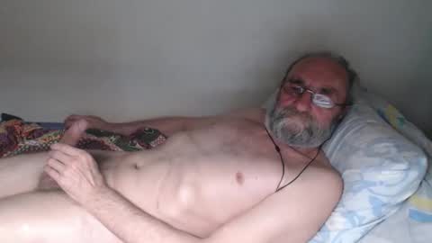 Snapshot of grandpa_mark chatting on October 2025 02:59:02 PM Mark online show from October 2025 02:59:02 PM