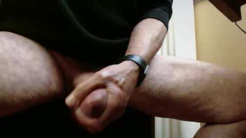 Snapshot of grandpamarco chatting on November 2025 12:10:01 AM grandpa marco online show from November 2025 12:10:01 AM