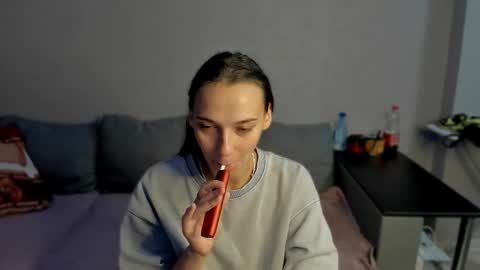 Snapshot of gravitation777 chatting on January 2026 01:11:01 AM Anna online show from January 2026 01:11:01 AM