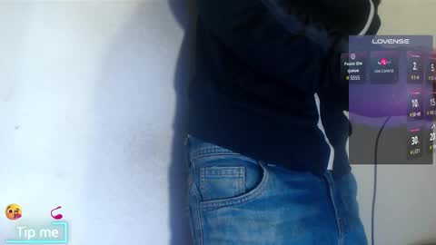 Snapshot of grayhorny chatting on December 2025 06:43:01 AM Gray online show from December 2025 06:43:01 AM