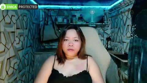 Snapshot of graziella_miamor chatting on June 2026 05:27:01 AM graziella_miamor online show from June 2026 05:27:01 AM