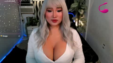 PAULATHEONE online show from May 2026 02:45:01 PM
