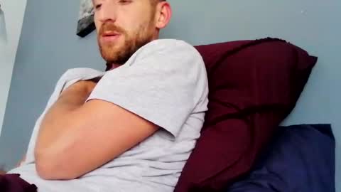 Snapshot of greendiamon chatting on September 2025 08:47:01 AM greendiamon online show from September 2025 08:47:01 AM