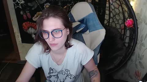 Lina online show from March 2026 11:13:01 AM