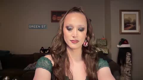 SexQueen Nikki online show from December 2024 09:02:02 AM