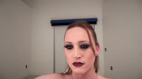 SexQueen Nikki online show from September 2025 02:22:02 AM