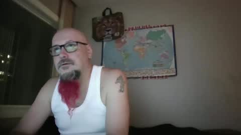 Snapshot of gregrev chatting on January 2025 01:21:02 AM gregrev online show from January 2025 01:21:02 AM