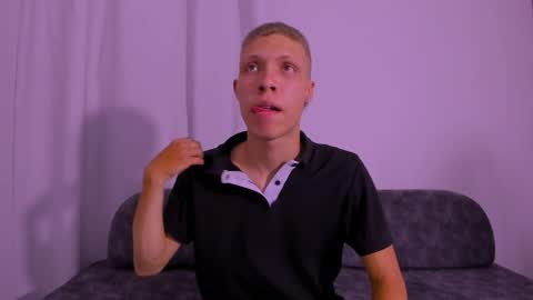 Snapshot of greiberland chatting on April 2026 12:05:02 AM greiberland online show from April 2026 12:05:02 AM