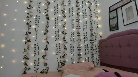 Snapshot of greta_smith2 chatting on December 2024 11:14:01 PM Greta online show from December 2024 11:14:01 PM