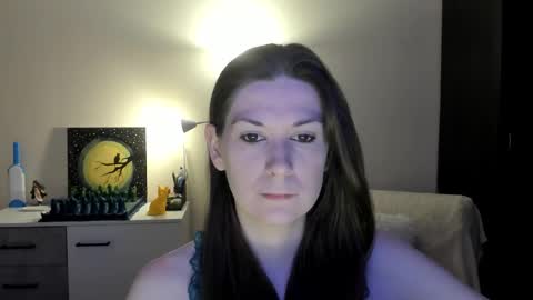 Greta online show from March 2026 09:10:02 PM