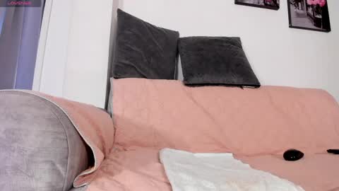 Snapshot of grettel__ chatting on April 2026 08:57:02 PM Gretel online show from April 2026 08:57:02 PM