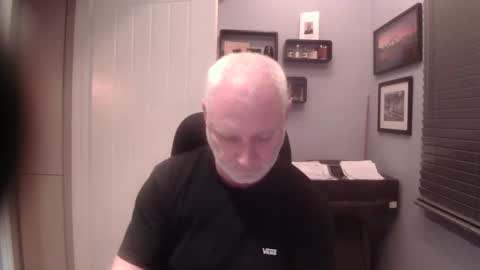 Snapshot of greyfox_6000 chatting on January 2025 05:35:02 PM greyfox_6000 online show from January 2025 05:35:02 PM