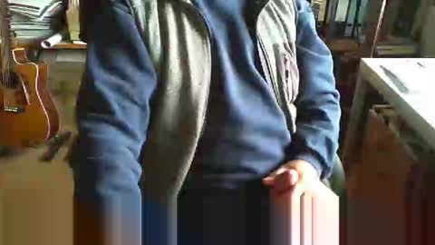 greyhounddog online show from October 2025 08:04:02 AM