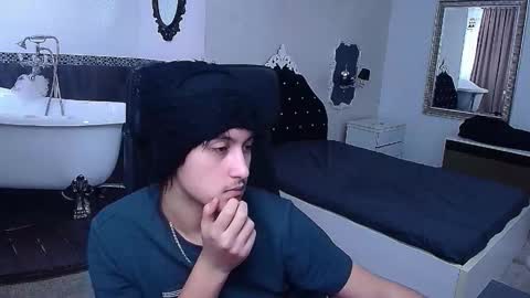 Snapshot of griffindane chatting on February 2026 06:19:02 AM GriffinDane online show from February 2026 06:19:02 AM