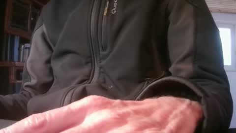 Snapshot of grimbergen123 chatting on November 2025 04:05:01 PM Grim online show from November 2025 04:05:01 PM