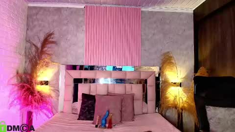 Snapshot of griselle_rousse chatting on May 2026 05:07:02 PM online show from May 2026 05:07:02 PM