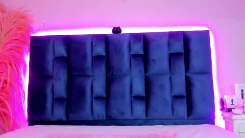 Snapshot of grishamochka chatting on February 2026 12:04:02 PM Grisha online show from February 2026 12:04:02 PM