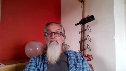 Snapshot of grybear60 chatting on November 2025 10:04:02 AM Grybear online show from November 2025 10:04:02 AM