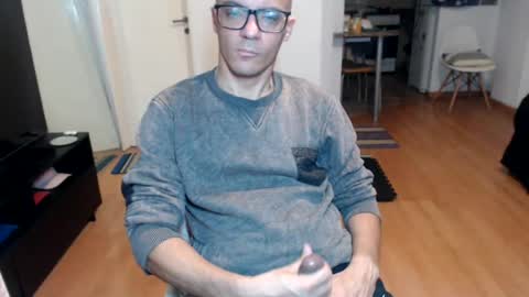 guachin_new online show from July 2026 03:04:01 AM