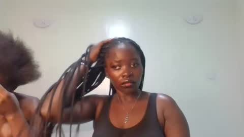 gud_lunah1 online show from June 2026 07:57:01 AM