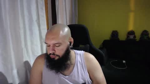 Snapshot of guessswho24 chatting on January 2025 03:49:02 AM Ayan online show from January 2025 03:49:02 AM