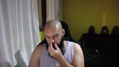 Snapshot of guessswho24 chatting on January 2025 04:25:02 AM Ayan online show from January 2025 04:25:02 AM