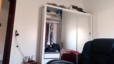 Snapshot of guguzinhox chatting on February 2025 11:41:02 AM guguzinhox online show from February 2025 11:41:02 AM