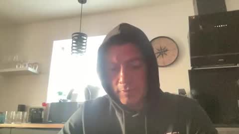 Snapshot of guil0 chatting on September 2025 09:42:02 AM guil0 online show from September 2025 09:42:02 AM