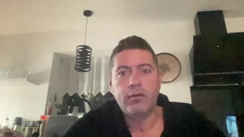 Snapshot of guil0 chatting on October 2025 08:48:02 AM guil0 online show from October 2025 08:48:02 AM