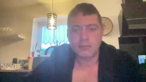 Snapshot of guil0 chatting on October 2025 10:34:02 AM guil0 online show from October 2025 10:34:02 AM