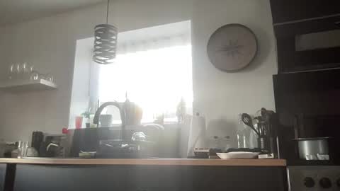 Snapshot of guil0 chatting on November 2025 11:44:01 AM guil0 online show from November 2025 11:44:01 AM