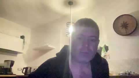 Snapshot of guil0 chatting on January 2026 08:30:01 AM guil0 online show from January 2026 08:30:01 AM