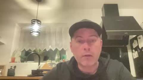 Snapshot of guil0 chatting on February 2026 06:02:02 AM guil0 online show from February 2026 06:02:02 AM