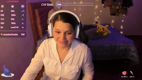 Hello Im Julieta Im 25 years old welcome to my room have fun and be happy. online show from January 2025 02:32:02 AM