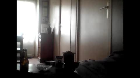 Snapshot of guizmeau72 chatting on December 2024 03:08:01 PM guizmeau72 online show from December 2024 03:08:01 PM