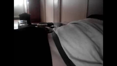 Snapshot of guizmeau72 chatting on February 2025 02:48:02 PM guizmeau72 online show from February 2025 02:48:02 PM