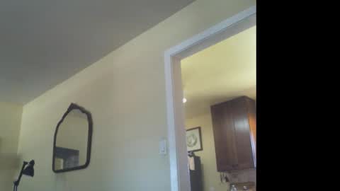 Snapshot of gulfcoast1952 chatting on October 2025 03:35:02 PM Roy online show from October 2025 03:35:02 PM