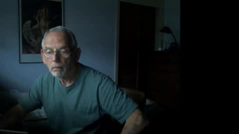 Snapshot of gulfcoast1952 chatting on January 2026 02:19:01 PM Roy online show from January 2026 02:19:01 PM