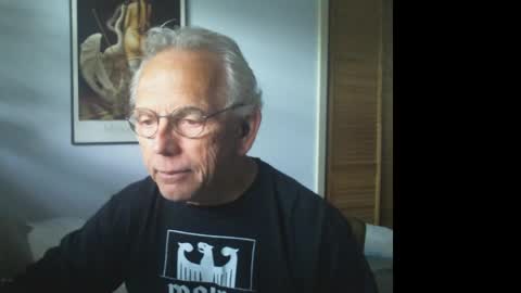 Snapshot of gulfcoast1952 chatting on April 2026 04:37:02 PM Roy online show from April 2026 04:37:02 PM