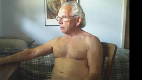 Snapshot of gulfcoast1952 chatting on August 2026 04:16:02 PM Roy online show from August 2026 04:16:02 PM