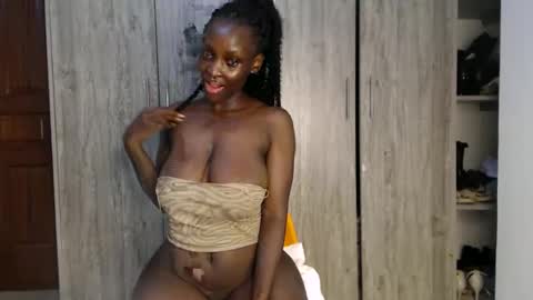 Miss Incredible online show from December 2024 11:28:02 PM