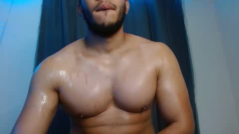 Snapshot of gurushake chatting on January 2026 11:48:02 AM holl latino online show from January 2026 11:48:02 AM