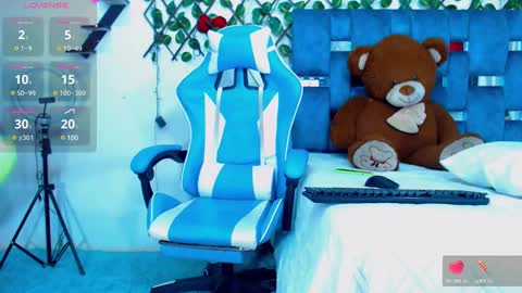 Snapshot of gurxxxt chatting on March 2025 02:43:02 PM Hakim online show from March 2025 02:43:02 PM