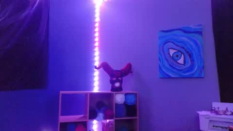 Snapshot of gutlvr chatting on December 2024 05:38:02 AM gutlvr online show from December 2024 05:38:02 AM