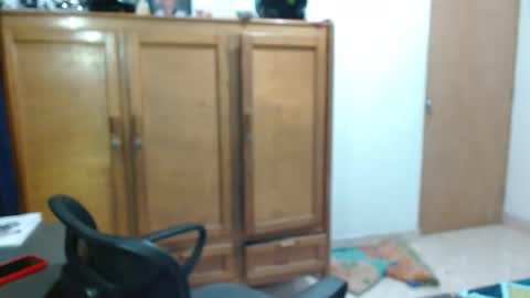 Snapshot of guts_x chatting on December 2024 02:16:01 AM Guts online show from December 2024 02:16:01 AM