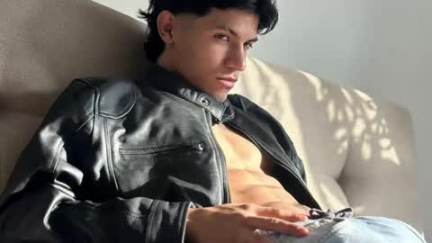 Snapshot of guts_x chatting on January 2025 05:06:01 PM Guts online show from January 2025 05:06:01 PM