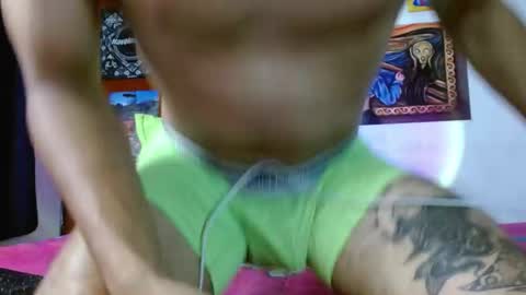 Snapshot of guts_x chatting on September 2025 02:04:02 AM Guts online show from September 2025 02:04:02 AM