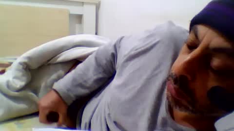 Snapshot of guty50 chatting on June 2026 04:06:01 AM guty50 online show from June 2026 04:06:01 AM